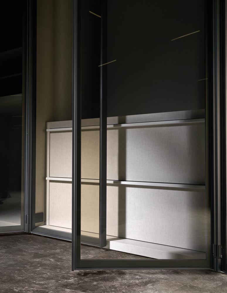 Armadio Alterna, anta City Glass