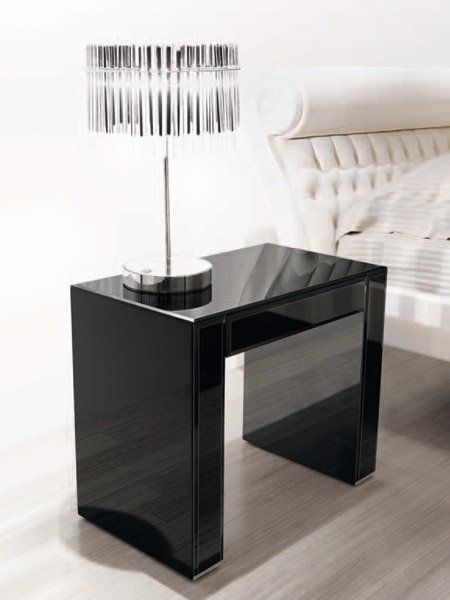 Comodino Avantgarde