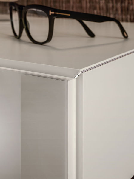 Comodino 36e8