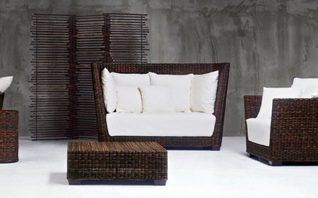 Loveseat Black 02