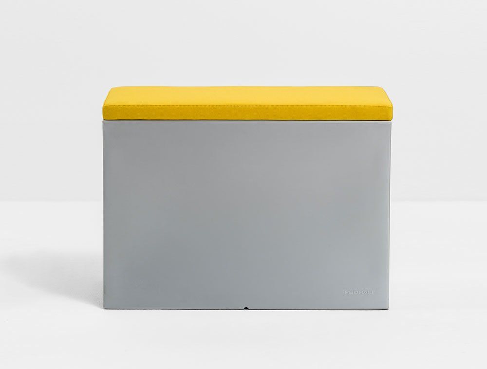 Vaso Kado pot