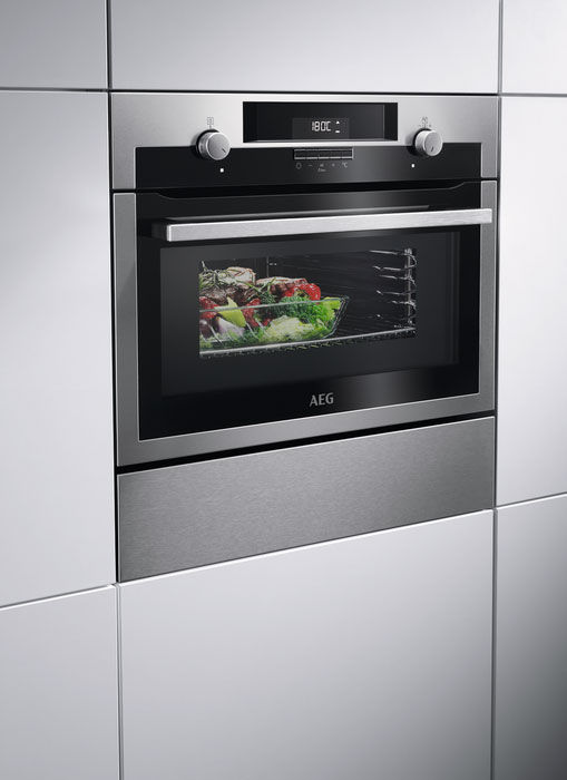 Forno KME561000M da AEG | Designbest