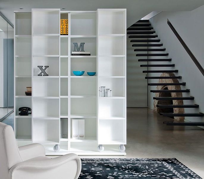 Bookcase Literatura Classic By Punt Mobles, How To Secure A Freestanding Bookcase