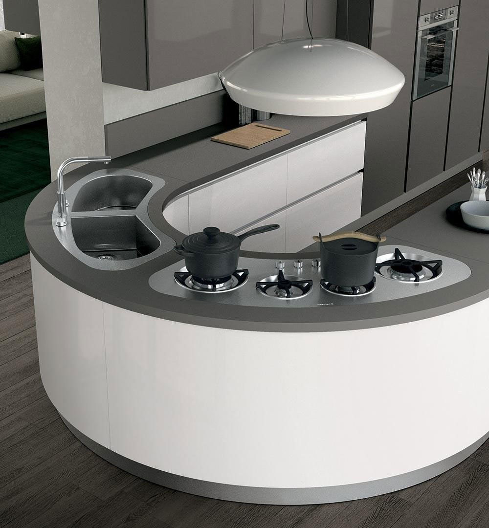 Cucina Clover Neck