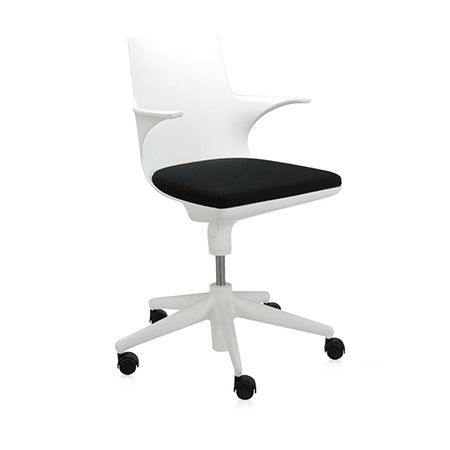 Kleiner Sessel Spoon Chair