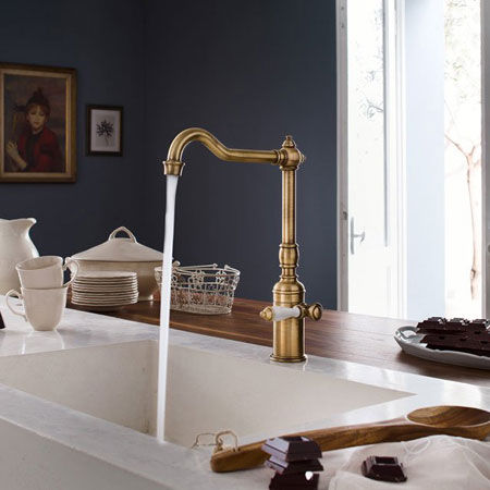Mixer tap Charlie