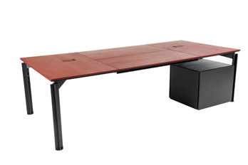 Bureau H2O leather
