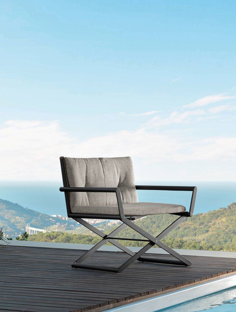 Poltroncina, sedia e tavolo Domino