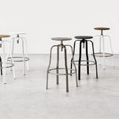 Stool Giro