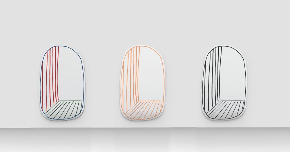 Specchio New Perspective Mirror