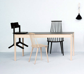 Tisch C44