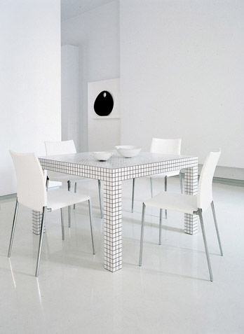 Tisch Quaderna
