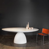Tisch Ellipse Table