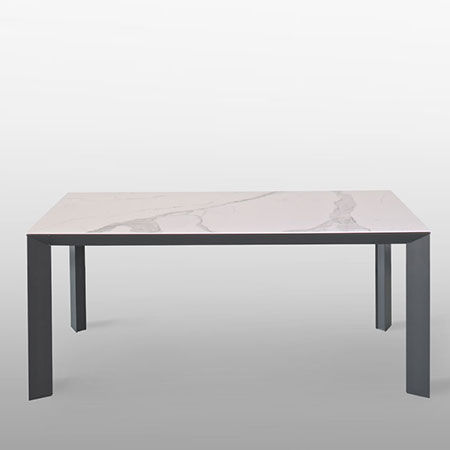 Tavolo Manhattan