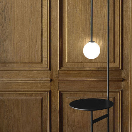 Petite table Light with a Table