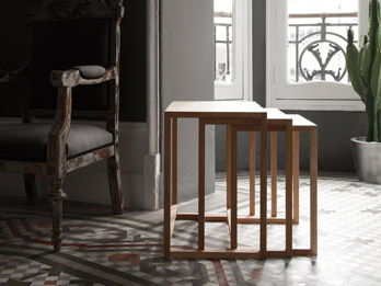 Small Table Nido