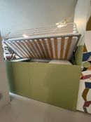 cameretta con letto container photo 1