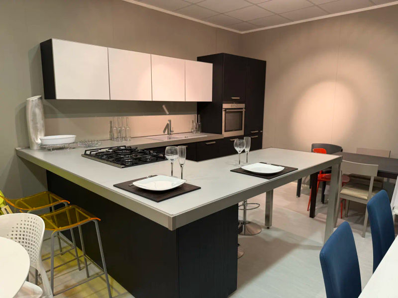 Cucina Osaka ad angolo photo 1