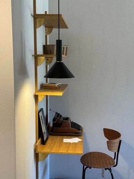 scrivania con libreria in legno massiccio Fermliving Sector photo 1