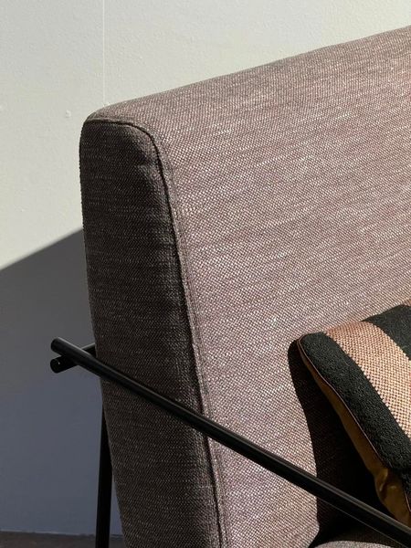 poltroncina Kyo con braccioli metallo nero photo 4