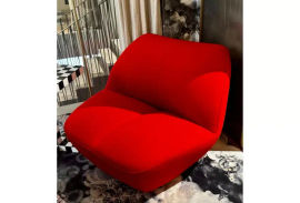 Kisss Lounge Chair