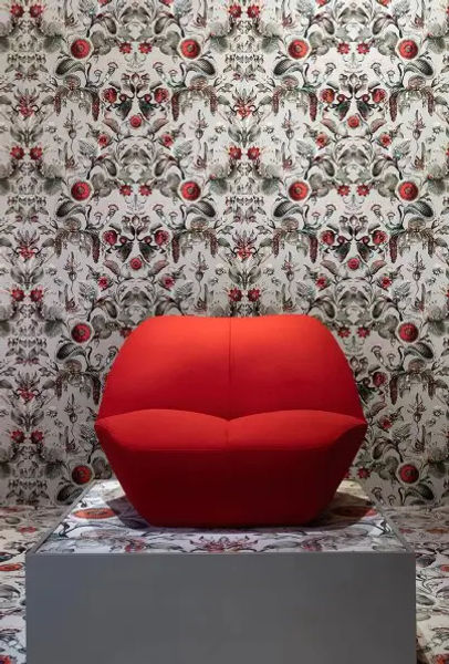 Kisss Lounge Chair photo 2