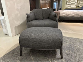 Poltrona con pouf Archibald Gran Comfort