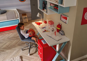 Children's and young people's furniture