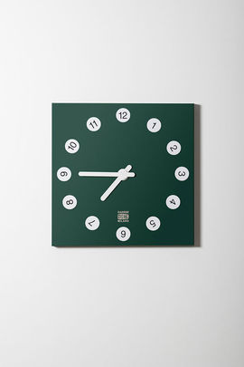 Clock Oramai