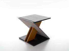 Sgabello Zeta
