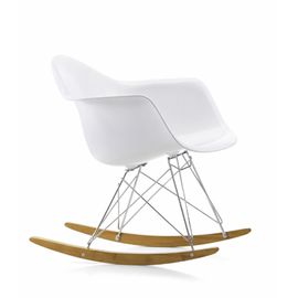 Kleiner Sessel Eames Plastic RAR