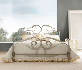 Letto Levis