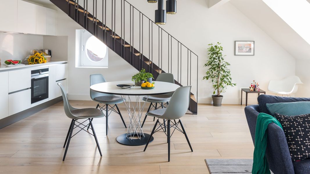 Tavolo Dining Table photo 3