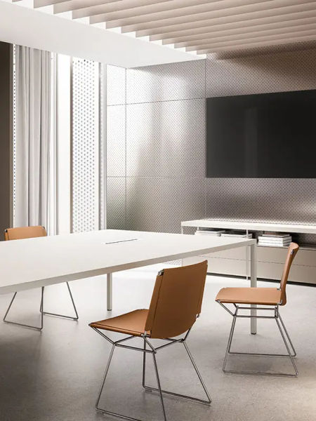 Table Tense photo 7