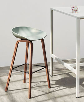 Tabouret  About A Stool