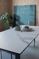 Tavolo Manhattan [c] photo 1