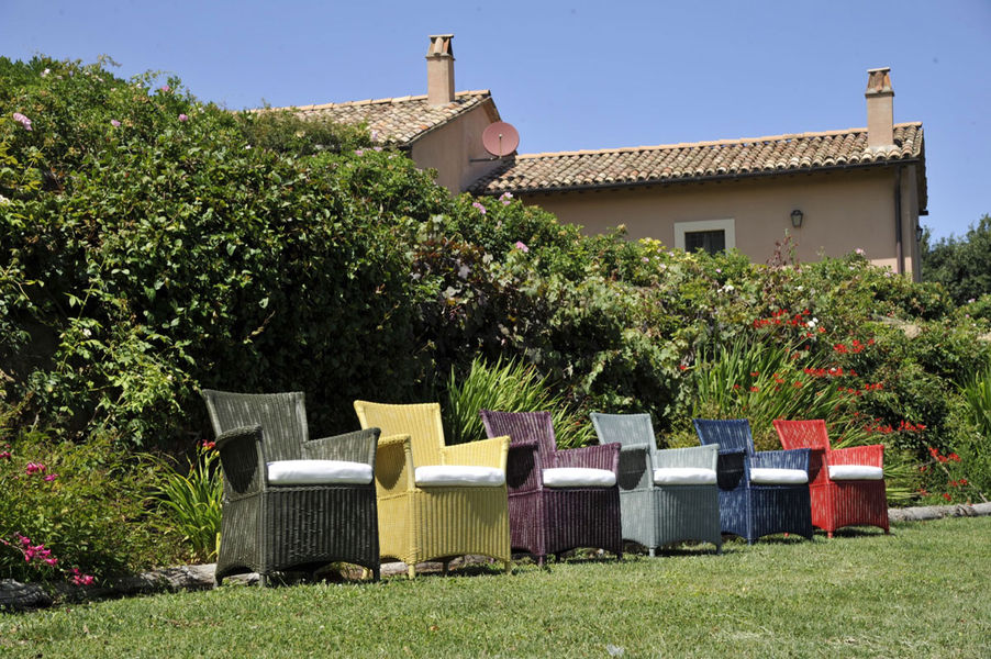 Small armchair Capri photo 7