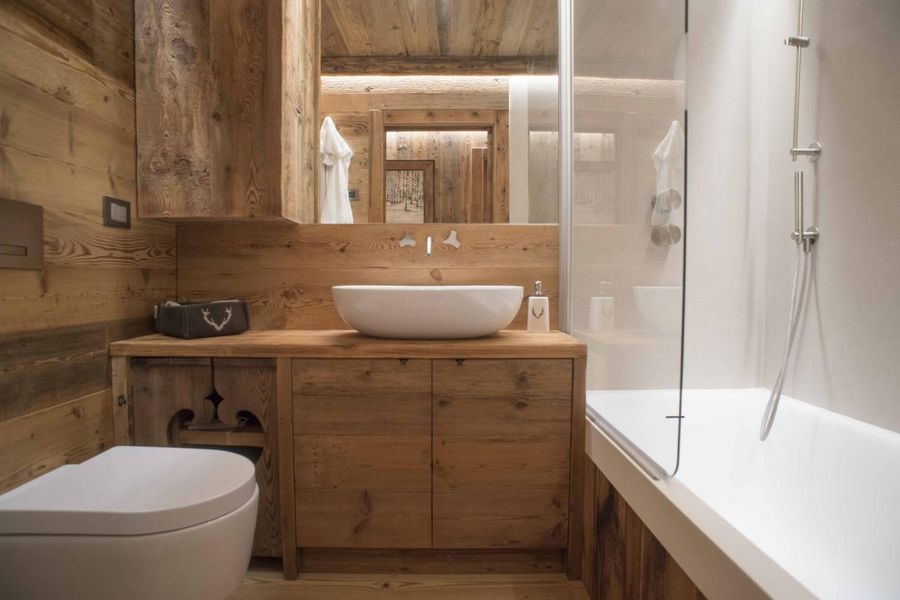 Bagno con vasca