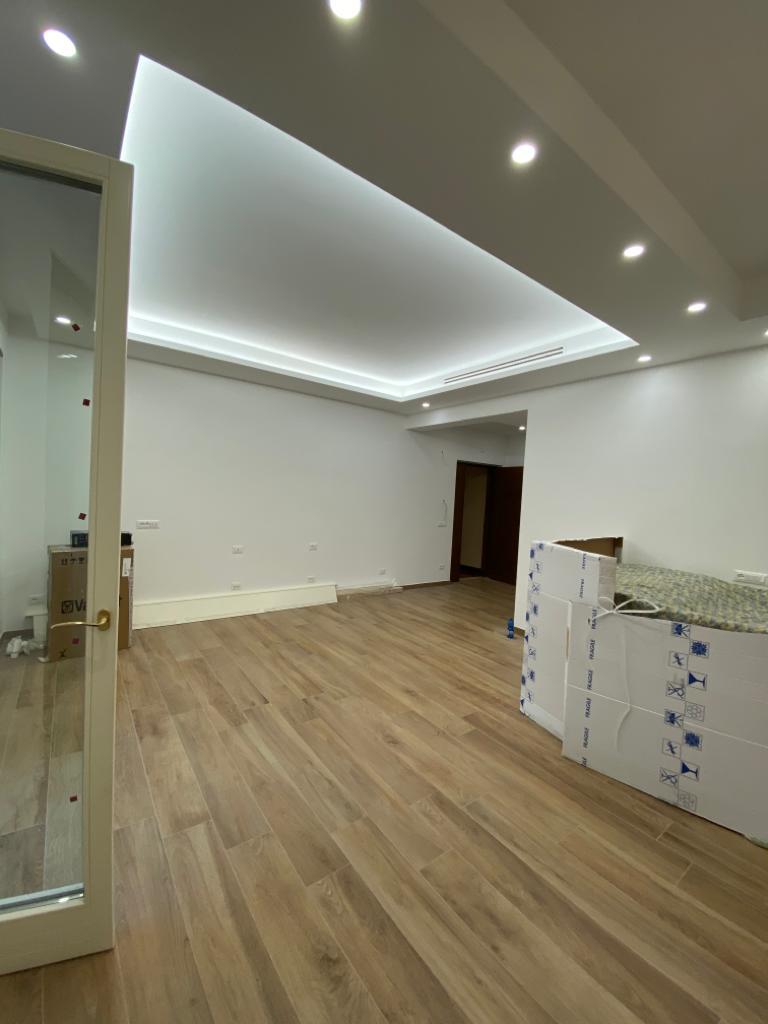 Dottor House Ceramiche Roma.Dottor House Design D Arredo Roma Mobili E Arredamento