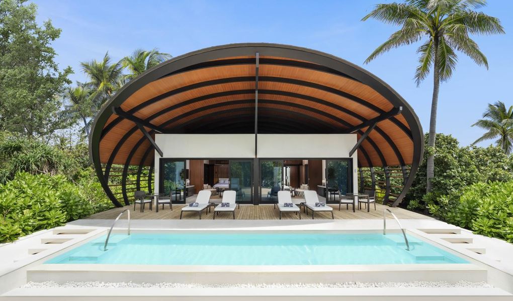 Westin Maldives Miriandhoo Resort