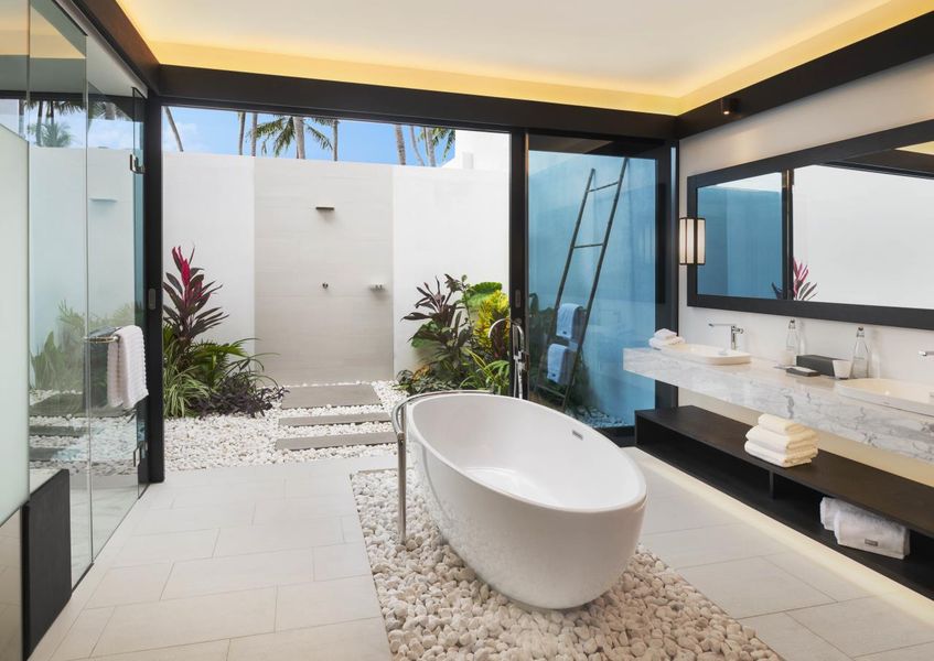 Flooring and covering: Marte Thassos