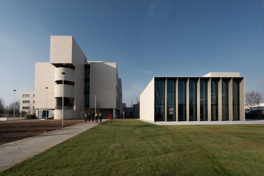 Congress Centre Façade Photo: Andrea Martidonna
